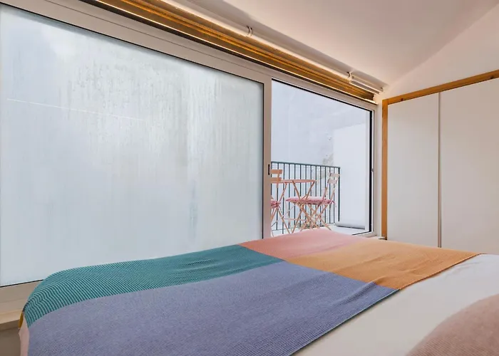 Apartment Bright & Loft By Lovelystay